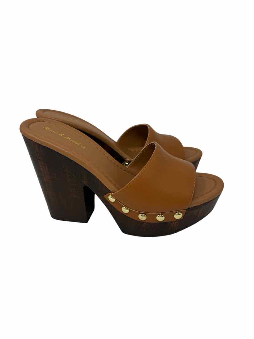 Shoe Size 6.5 Tan Sandals