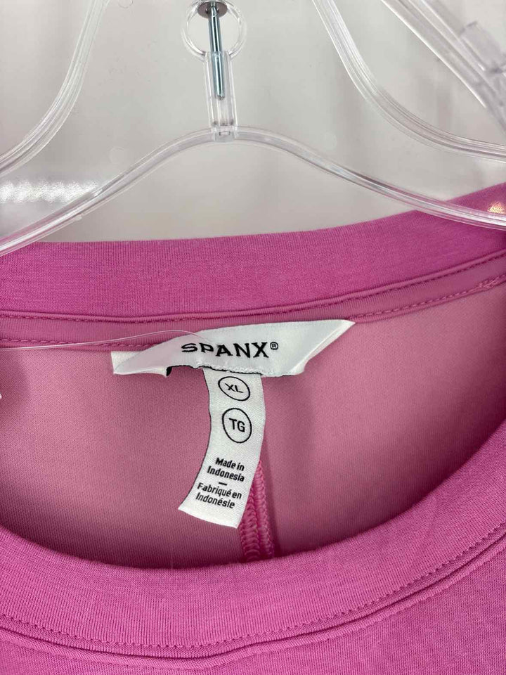 Size 1X SPANX Pink Sweater