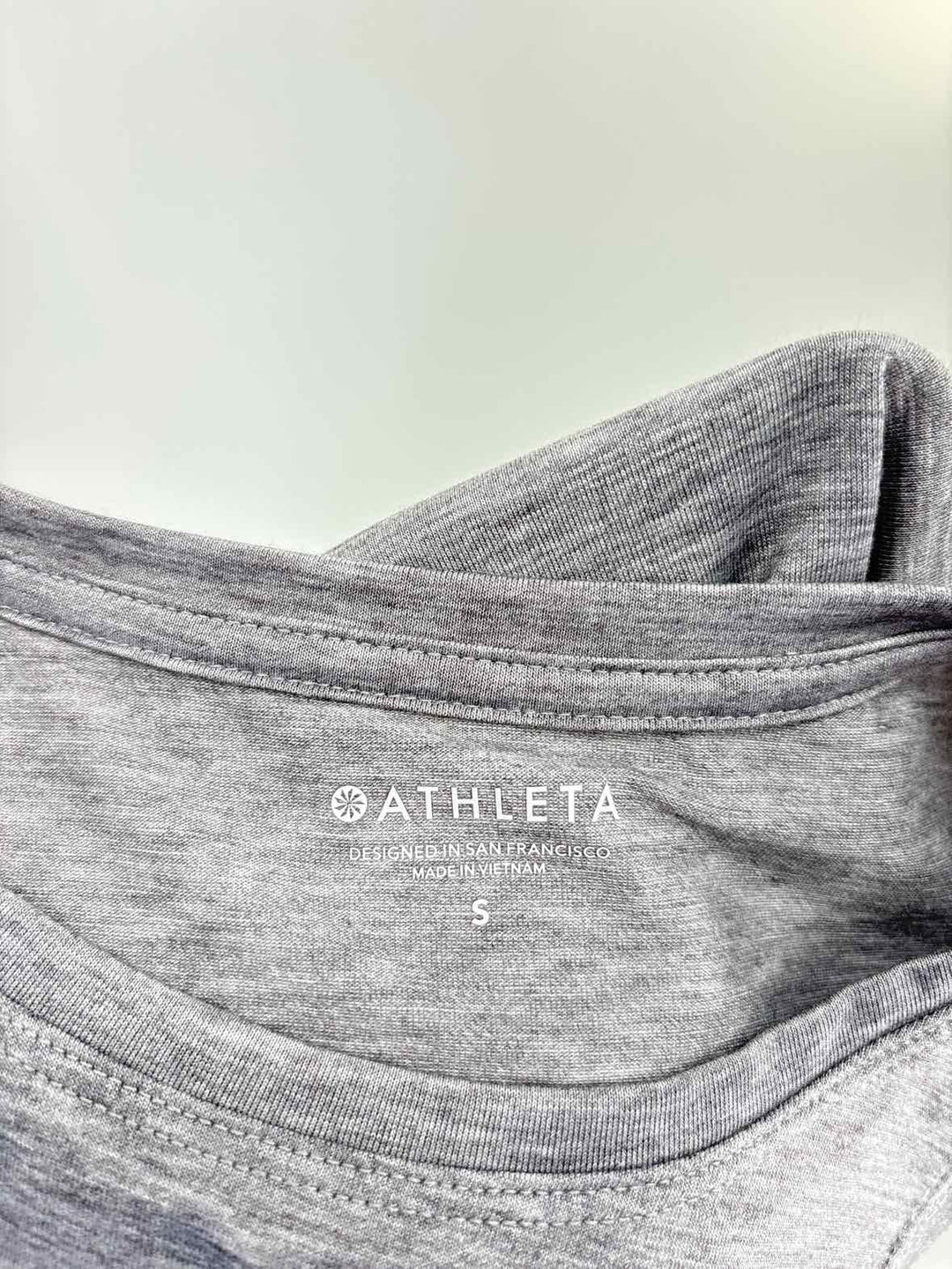 Size S Athleta Gray Shirt
