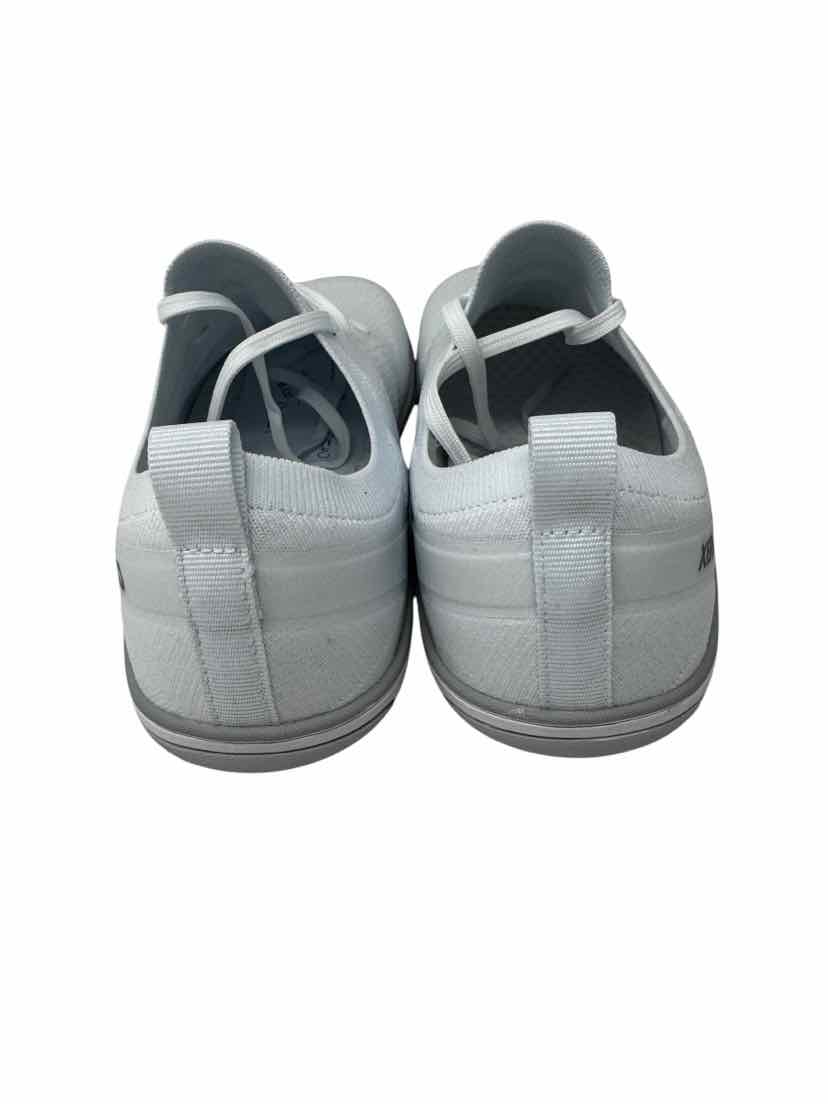 Shoe Size 8.5 White Sneakers