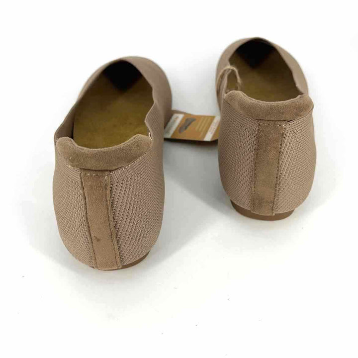 Shoe Size 8 Taupe Knit Flats