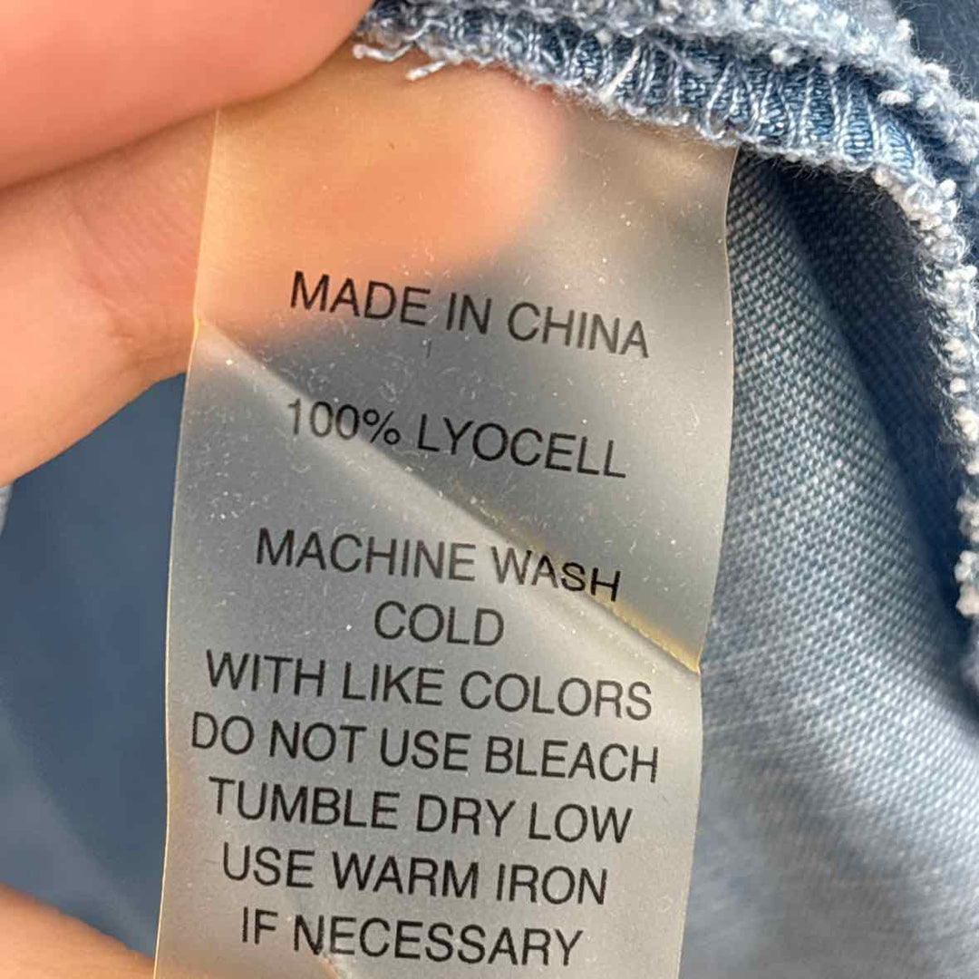 Size L Vince Camuto Light Blue Shirt