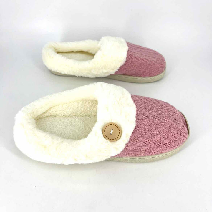 Shoe Size 7 Pink Knit Faux Fur Slippers