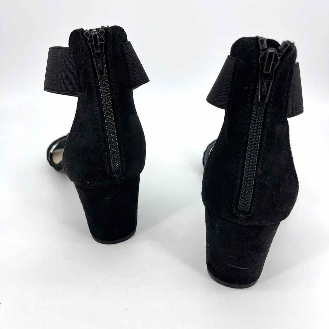 Shoe Size 8.5 WHITE MOUNTAIN Black Sandals
