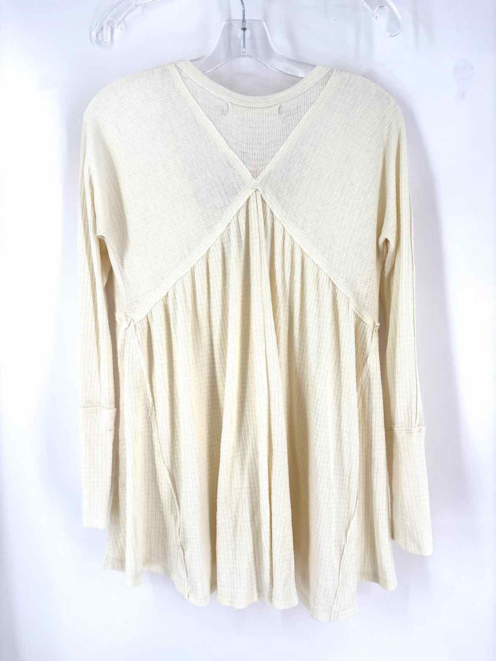 Size XS WE THE FREE Ivory Sweater