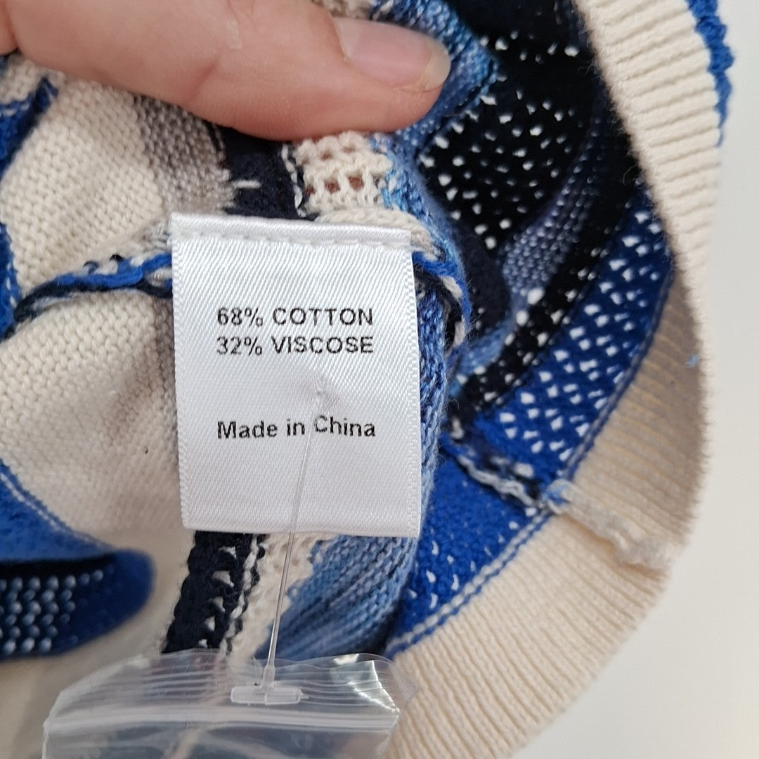 Size M EVEREVE Blue Print Sweater