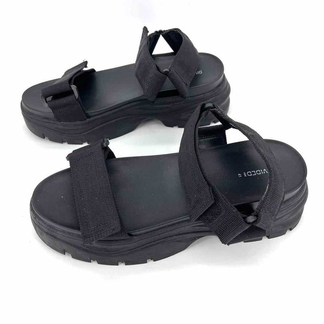 Shoe Size 41 H&M Black Rubber Sandals
