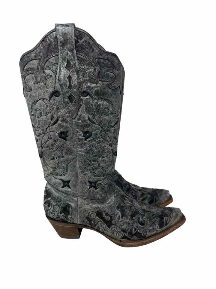 Shoe Size 7.5 CORRAL gray print Boots