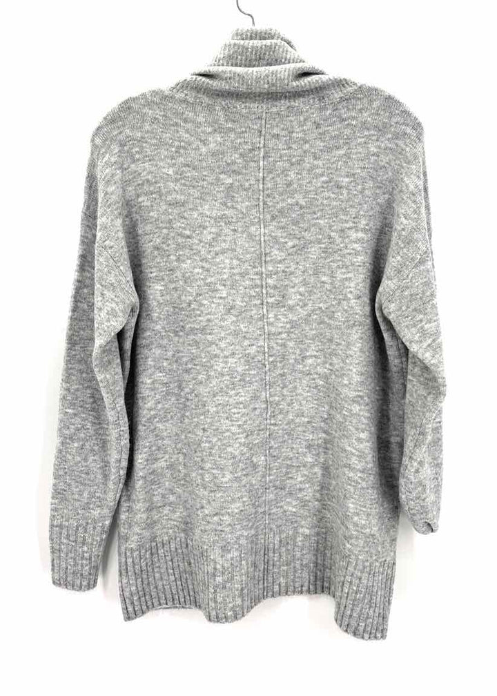 Size M Ann Taylor Gray Sweater