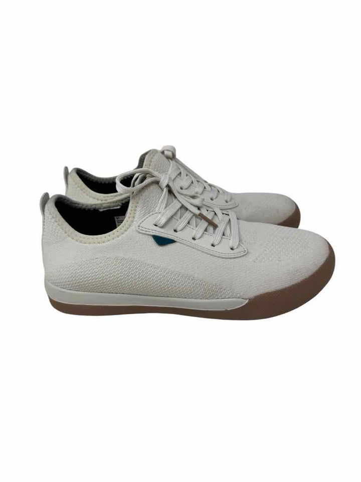 Shoe Size 9 Cream Sneakers
