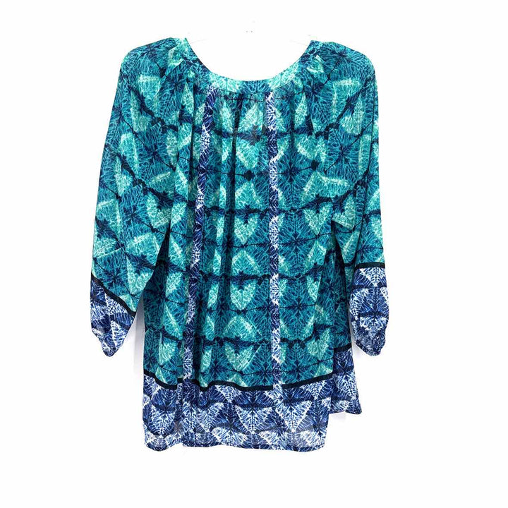 Size M v christina Green Print Shirt