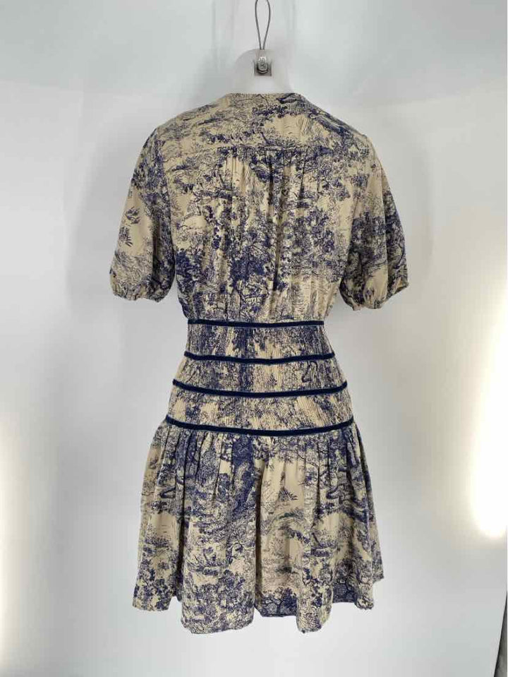 Size M ENTRO Navy Print Dress