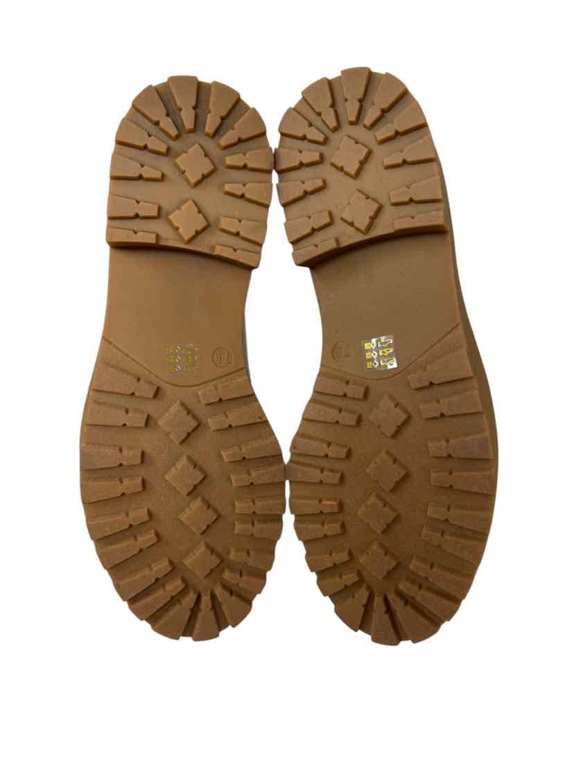 Shoe Size 7.5 DIRTY LAUNDRY Ivory Boots