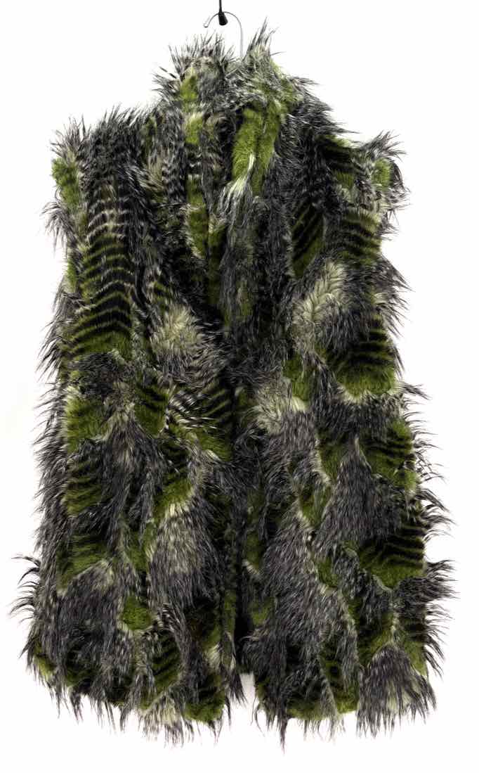 Size M/L Steve Madden Olive Faux Fur Vest