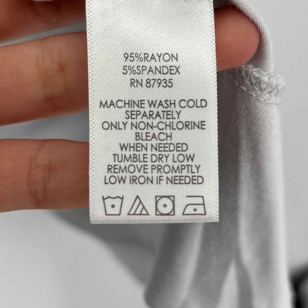 Size L LOGO Gray Shirt
