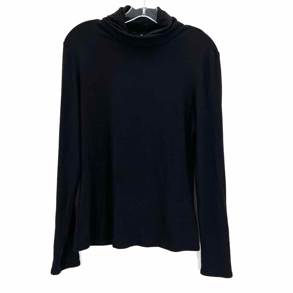 Size M Black Shirt