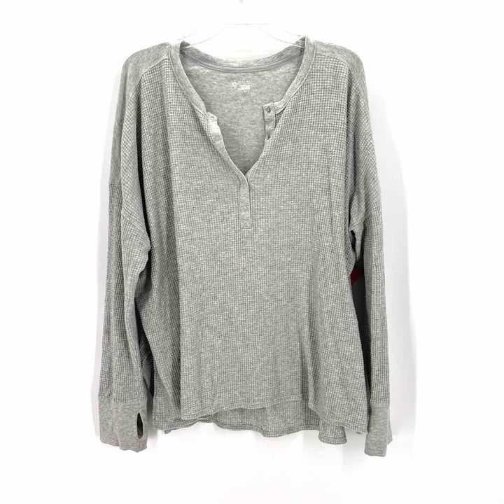 Size XL AERIE Gray Thermal Shirt