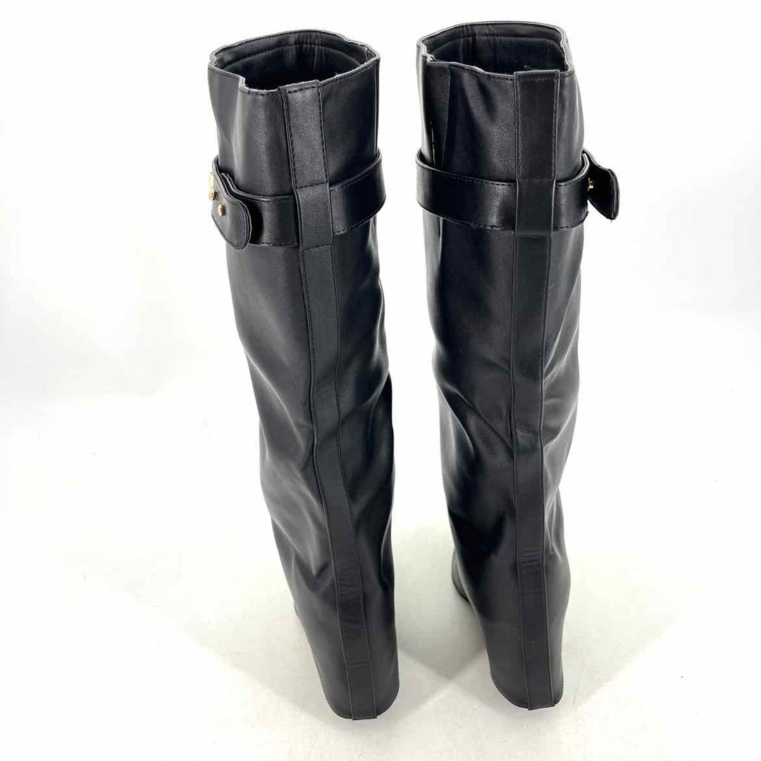 Shoe Size 7.5 AKIRA Black Boots