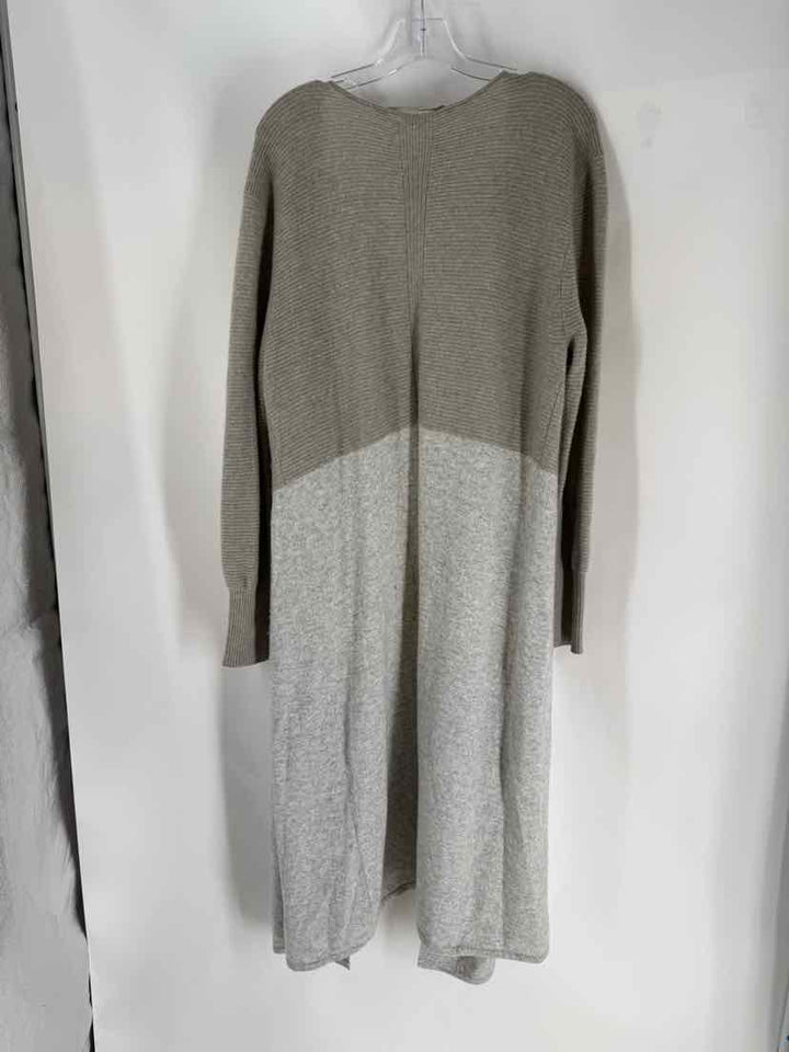 Size L Athleta Gray Sweater