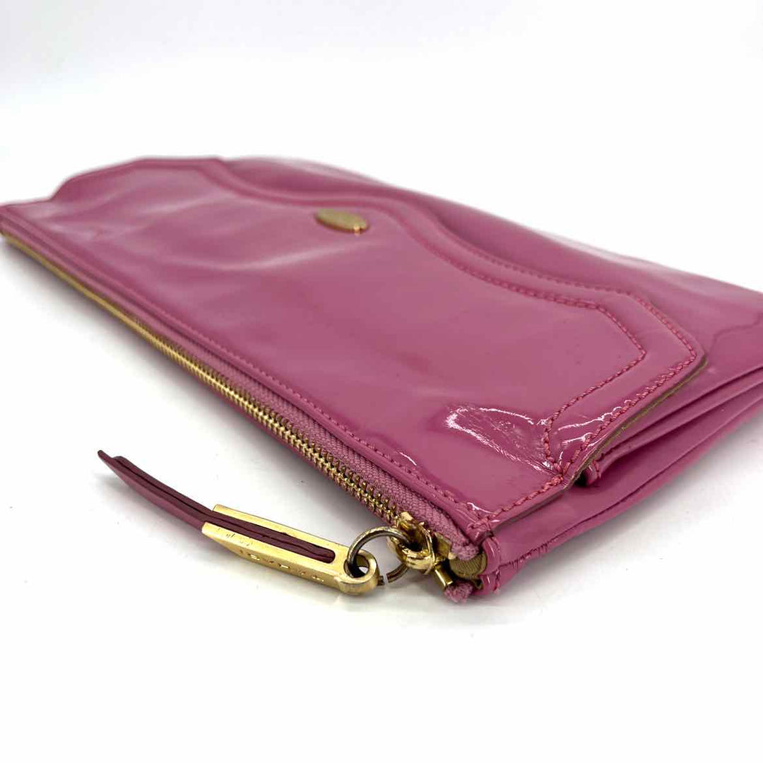 TAHARI Purse