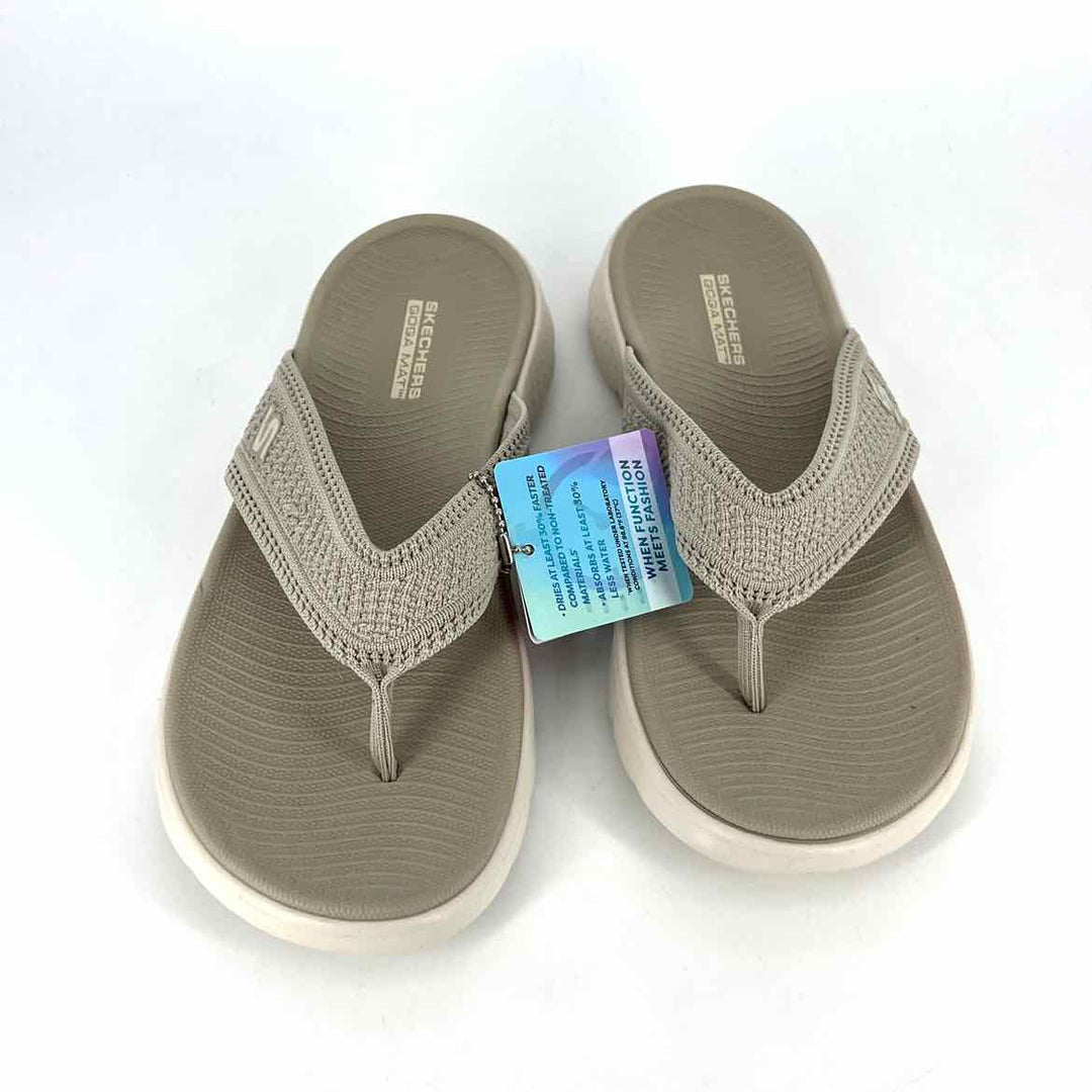 Shoe Size 8 Sketchers Taupe Knit Sandals
