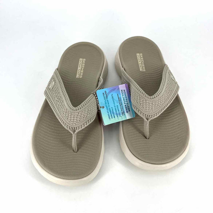 Shoe Size 8 Sketchers Taupe Knit Sandals