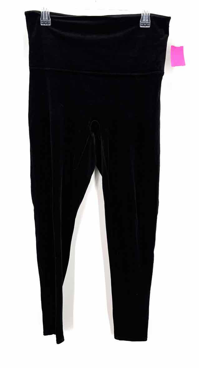 Size 1X SPANX Black Leggings