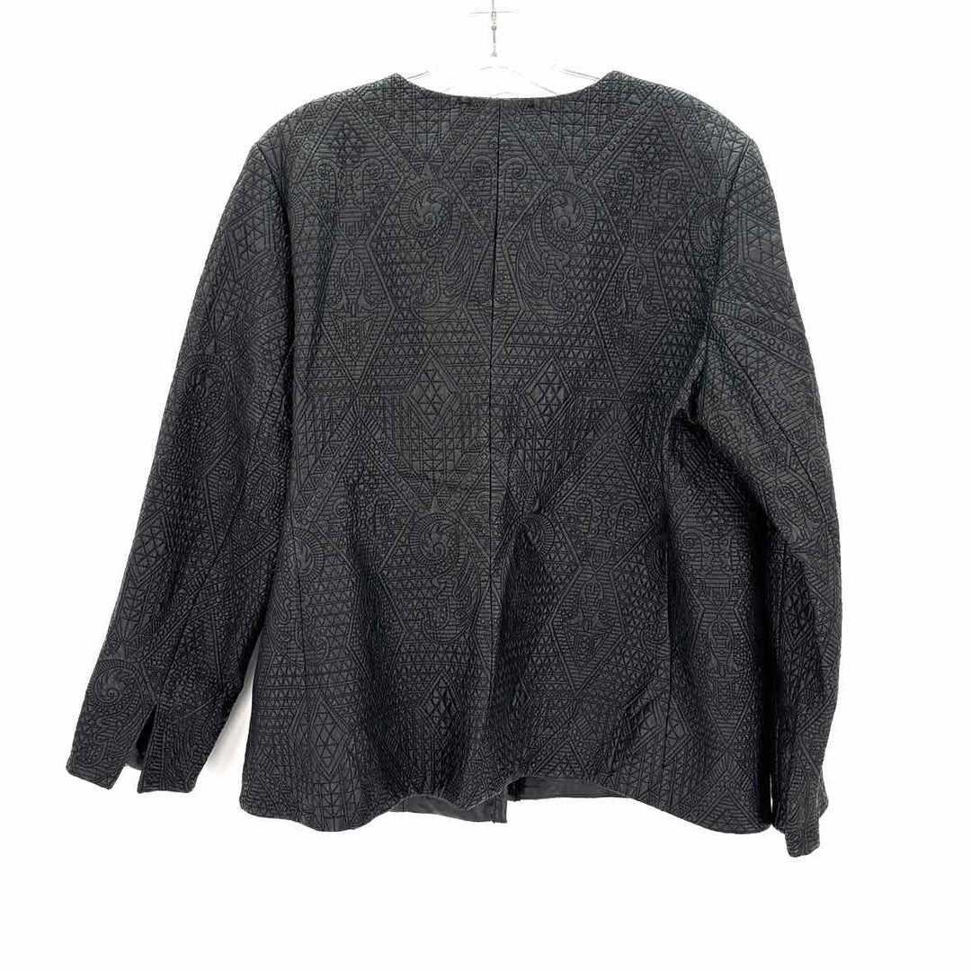 Size L Chico's Black Shirt