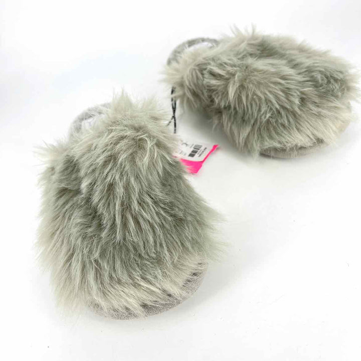 Shoe Size M NY & CO Gray Faux Fur Slippers
