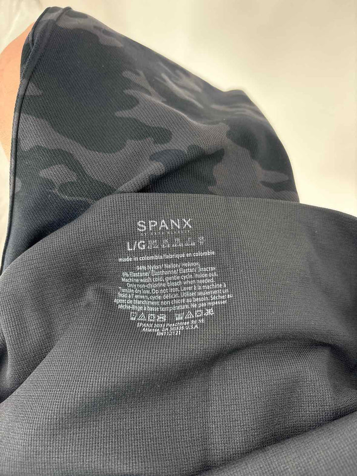 Size L SPANX Black Pants