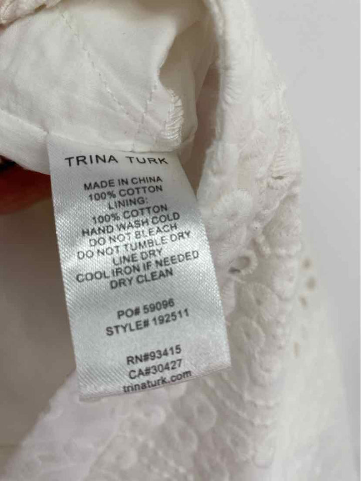 Size 4 TRINA TURK White Lace Shorts