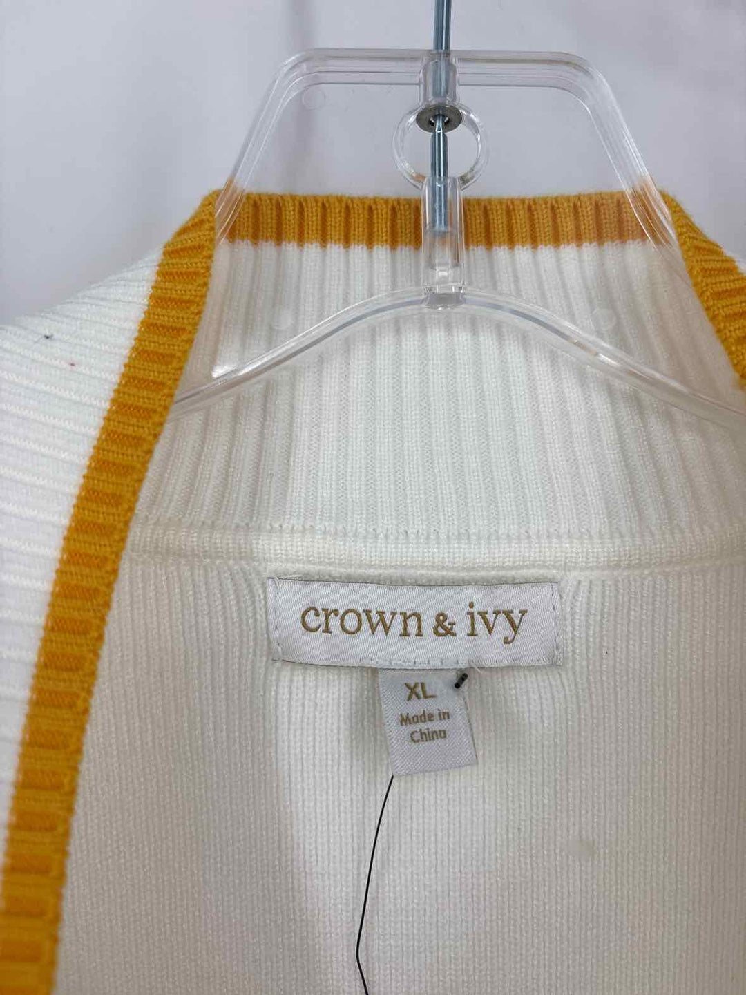 Size XL CROWN &amp; IVY Ivory Sweater