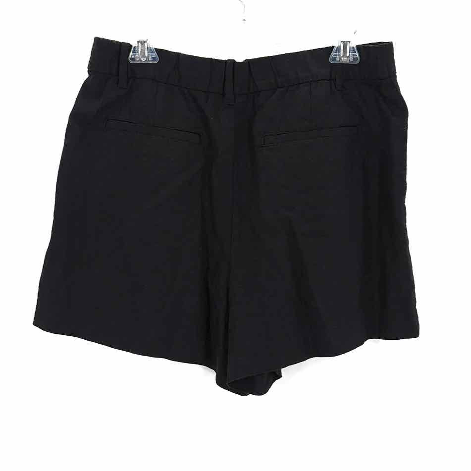 Size L GAP Black Shorts