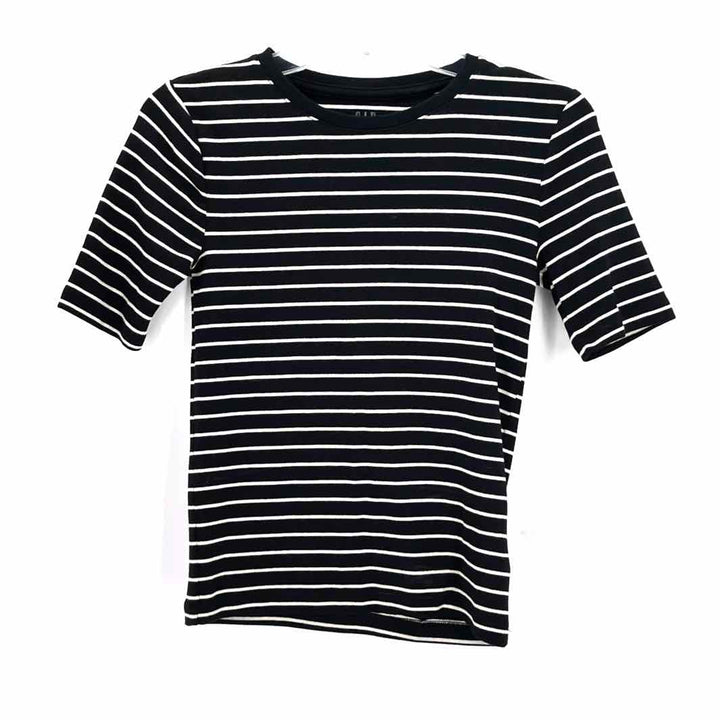 Size XS GAP Black Shirt