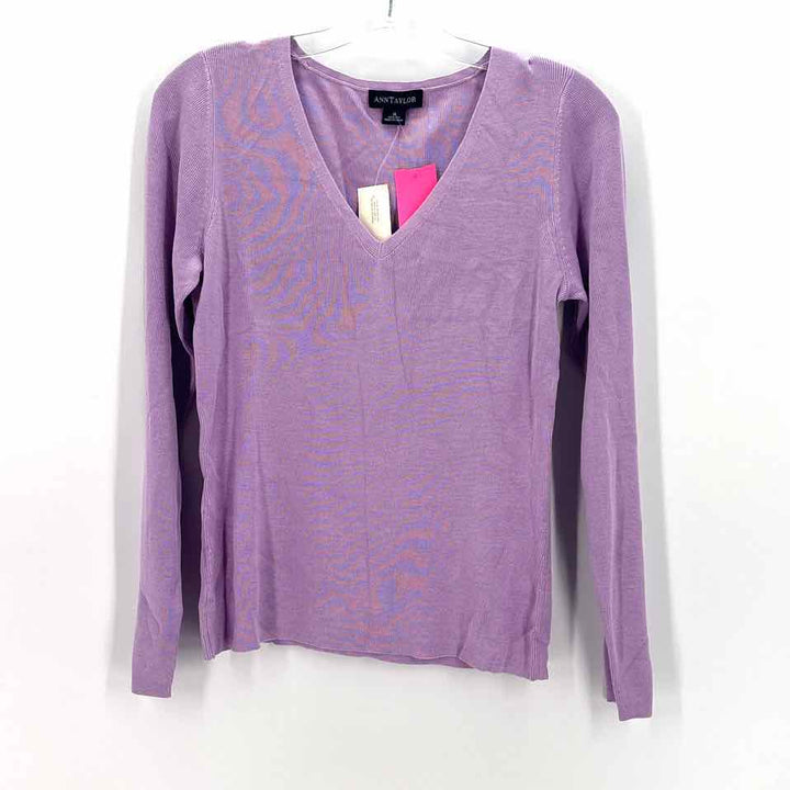 Size M Ann Taylor Lilac Knit Sweater