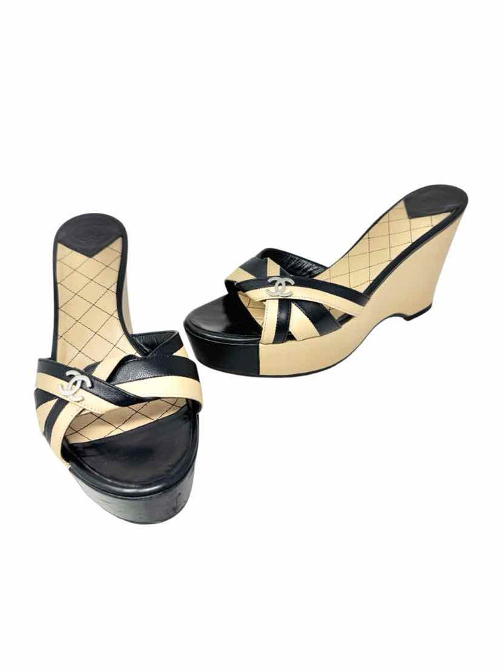 Shoe Size 37.5 Chanel Tan Leather Leather Luxury - Sandals