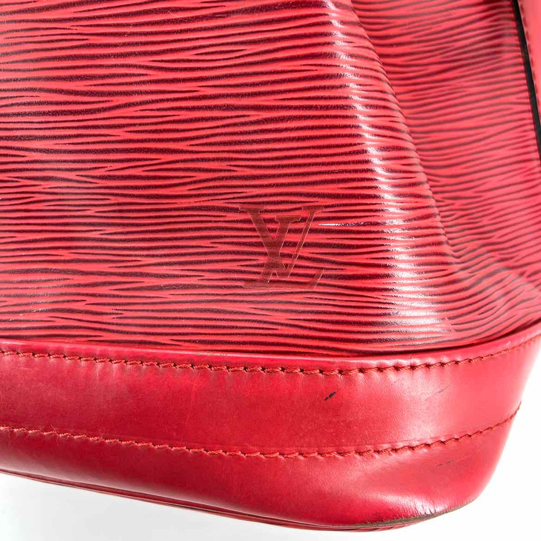 Louis Vuitton Luxury - Purse