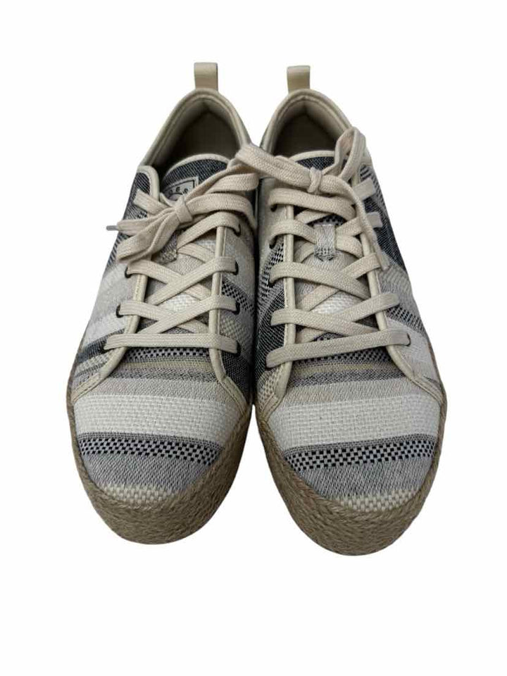 Shoe Size 11 BOBS Blue Print Sneakers