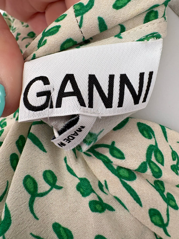 Size S Green Dress