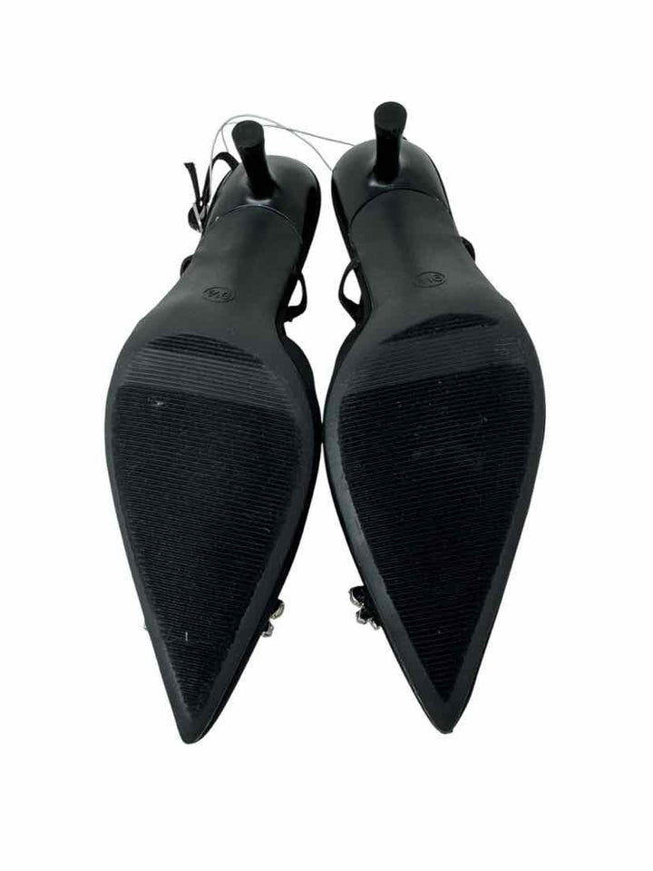 Shoe Size 9.5 A NEW DAY Black Pumps