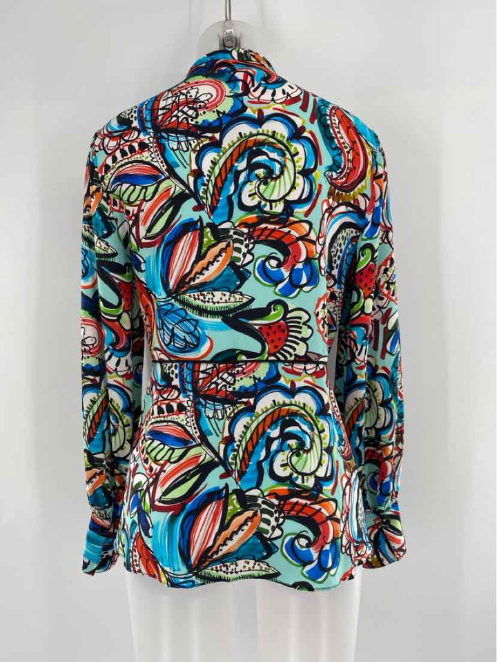 Size M Multi-Color Shirt