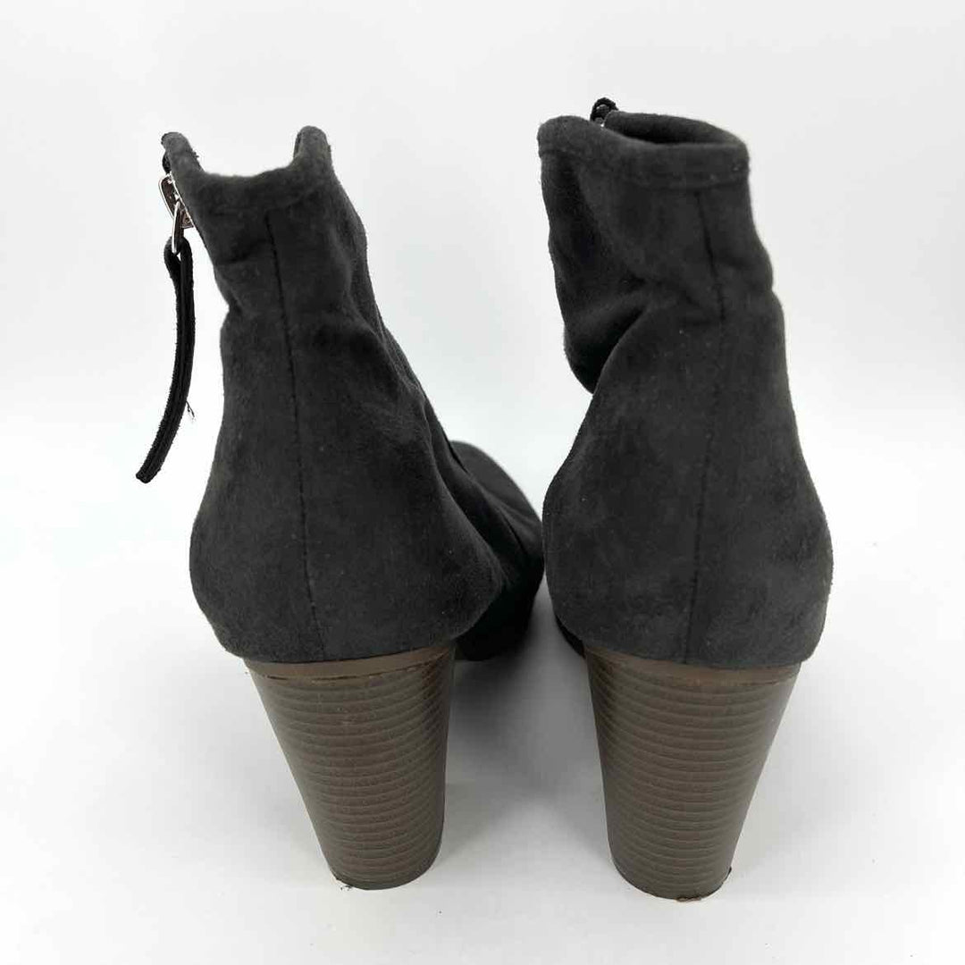 Shoe Size 8.5 OAKLEY Gray Boots