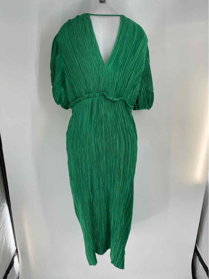 Size M Anthropologie Green Dress