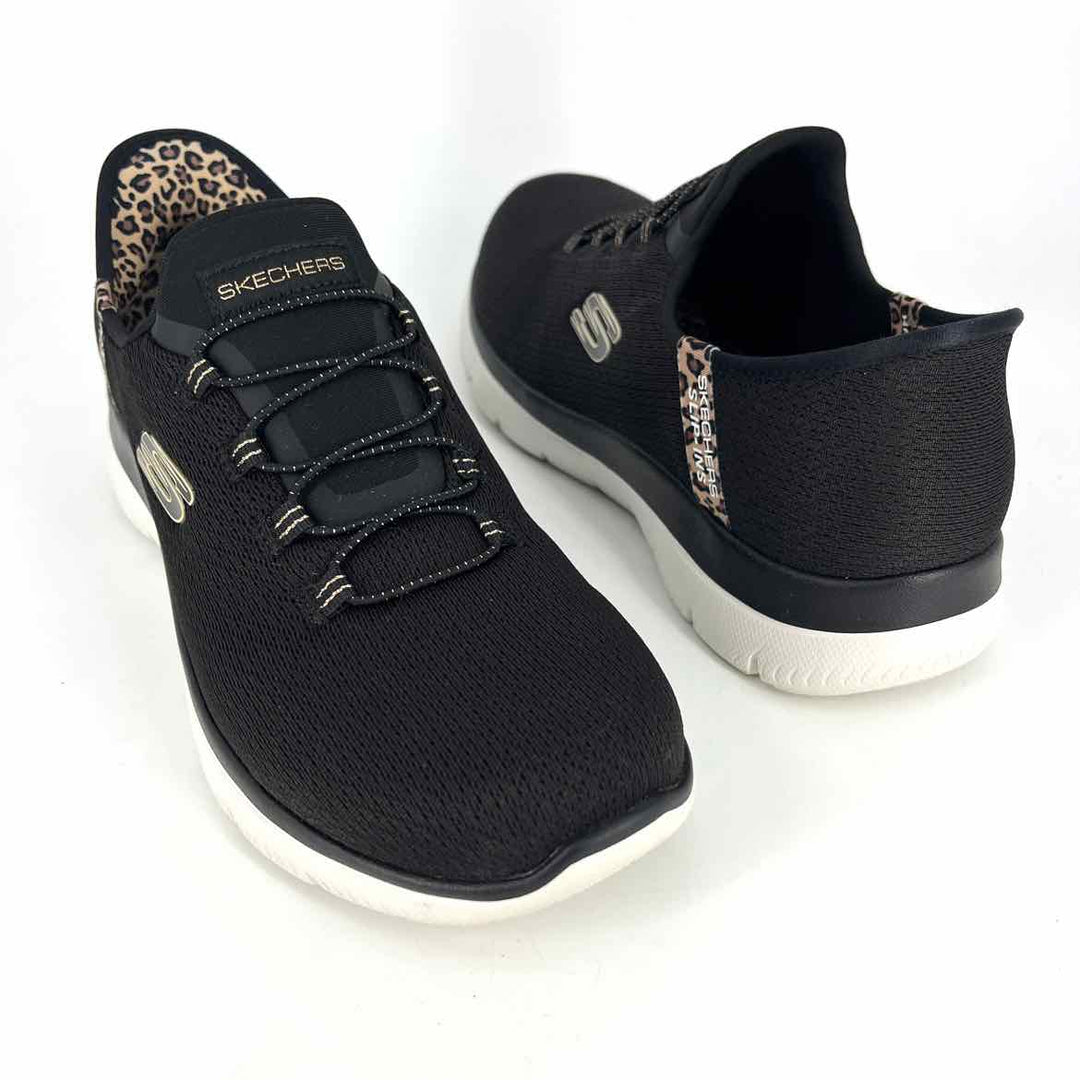 Shoe Size 7.5 Sketchers Black Knit Sneakers