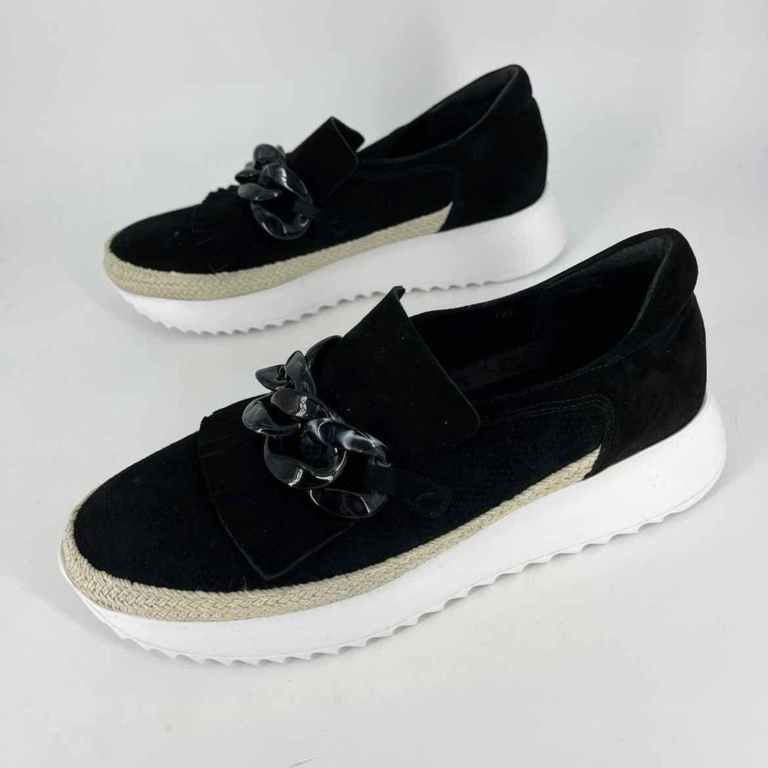 Shoe Size 7.5 VAN ELI Black Suede Flats