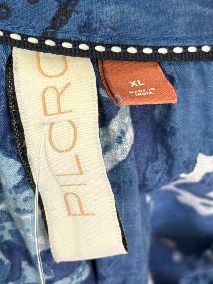 Size M Blue Print Shirt