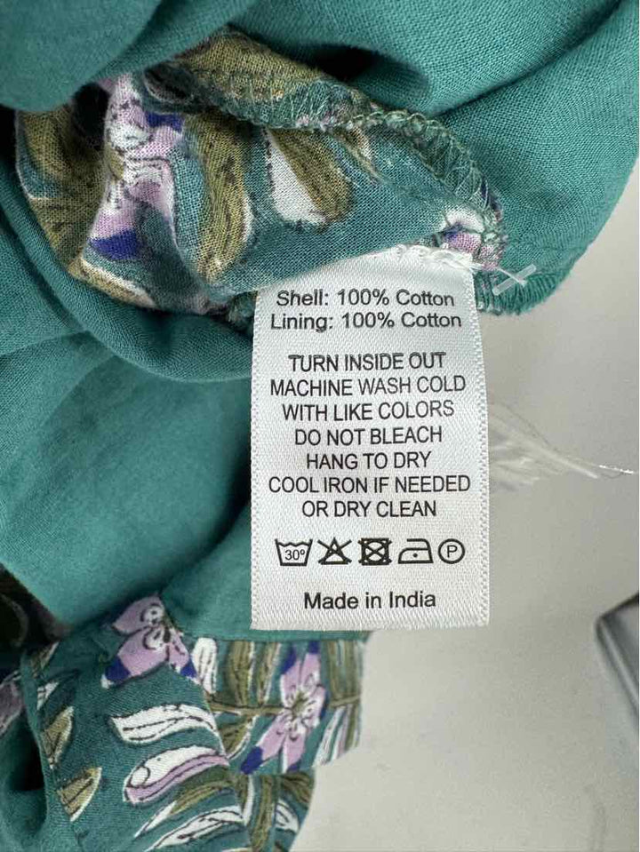 Size XS Green Print Dress
