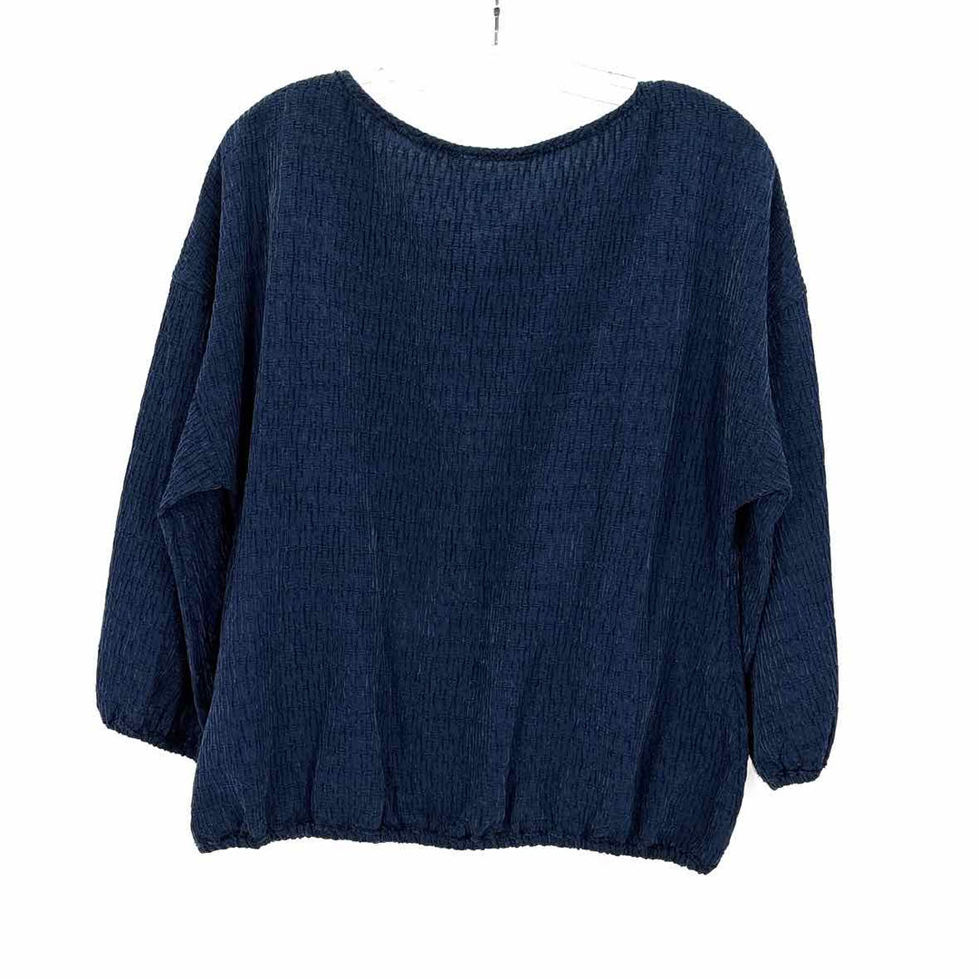 Size XL MAX STUDIO Blue Shirt