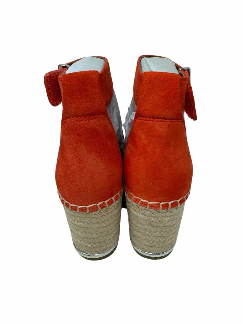 Shoe Size 9 FRANCO SARTO Orange Sandals