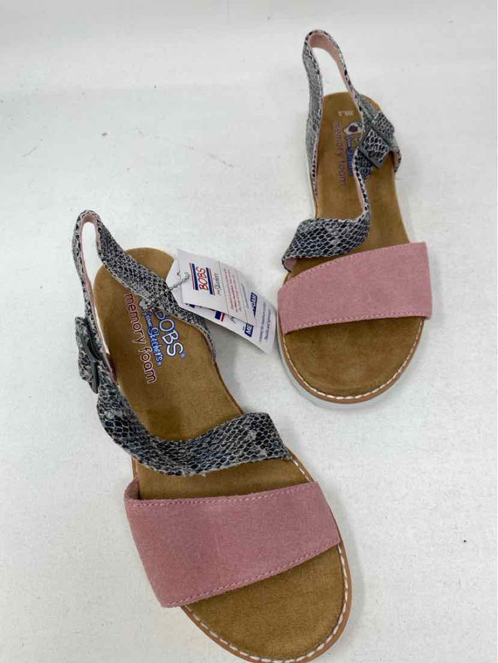 Shoe Size 6.5 BOBS Multi-Color Sandals